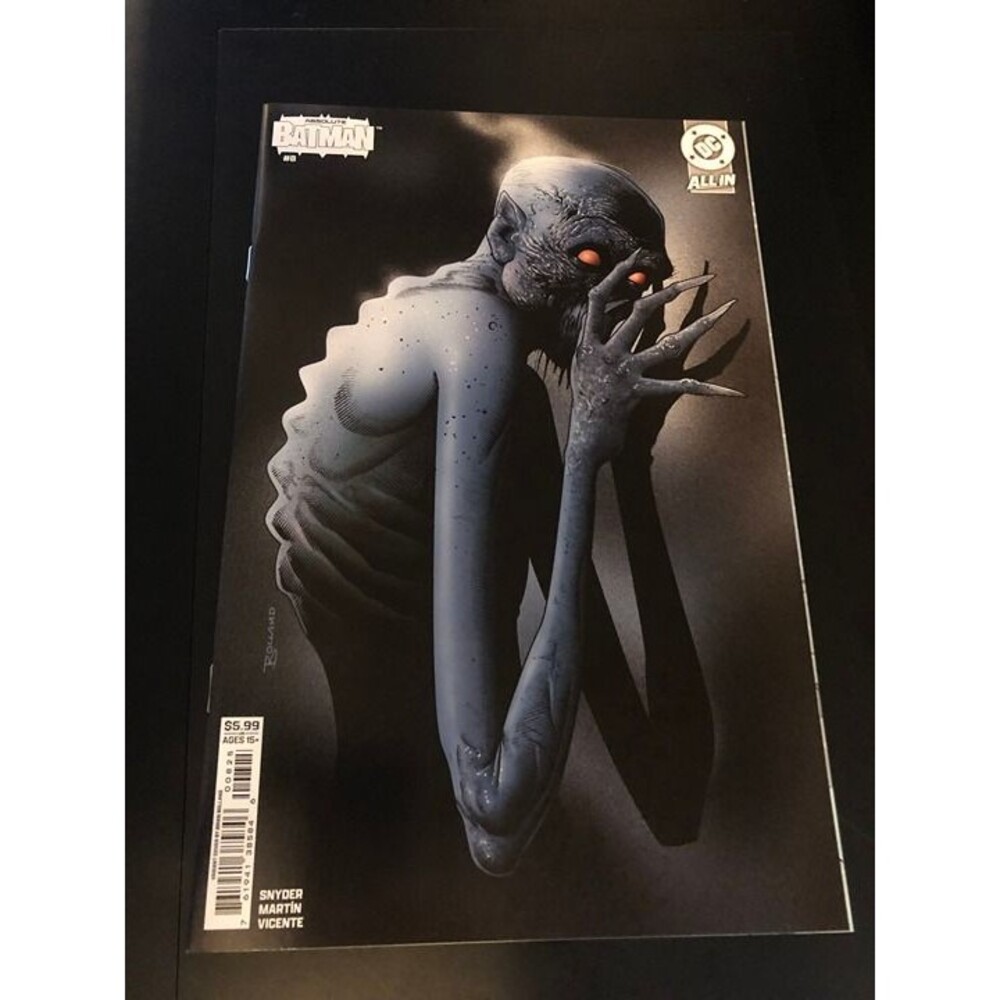 ABSOLUTE BATMAN #8 FIRST PRINT BRIAN BOLLAND-CARD STOCK-SNYDER-DRAGOTTA-NM